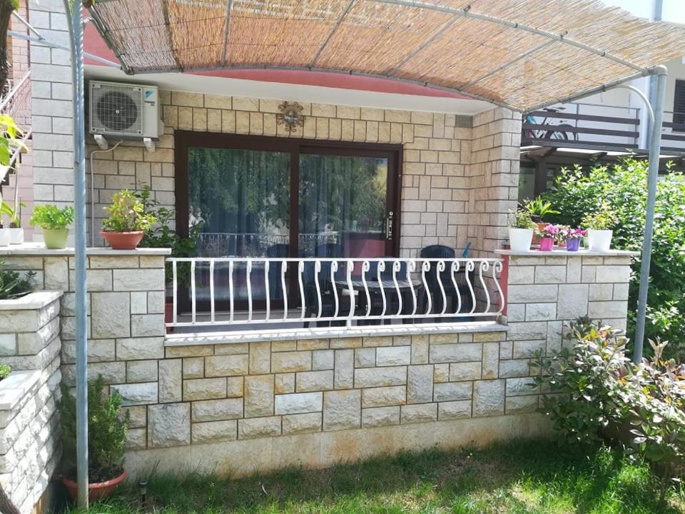 Apartment Jacky Rovigno Esterno foto