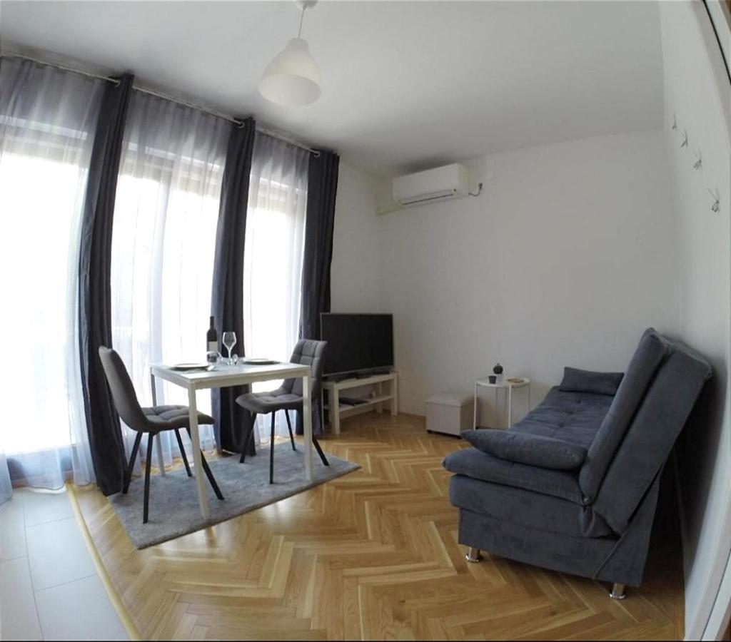 Apartment Jacky Rovigno Esterno foto