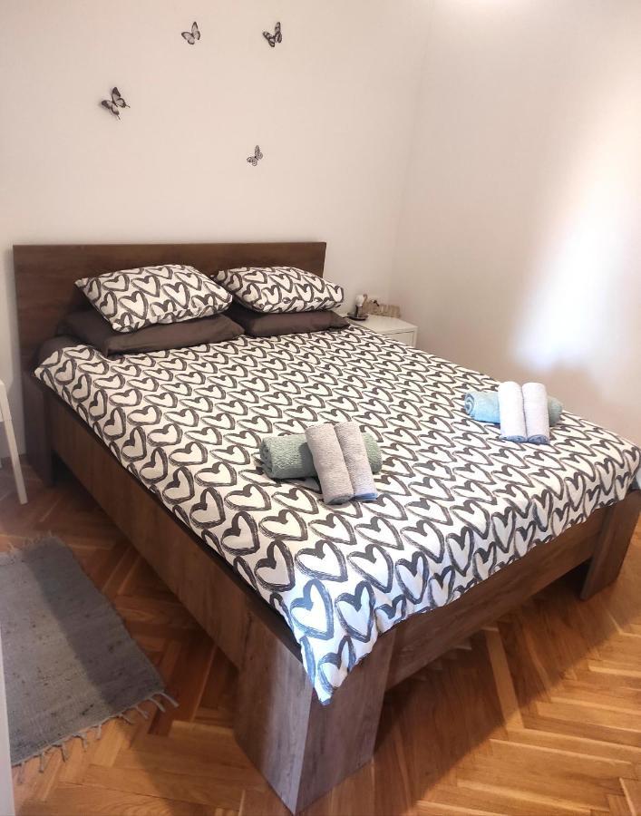 Apartment Jacky Rovigno Esterno foto